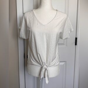 CAUTION TO THE WIND WHITE WOMEN’s TOP- Size: Medium